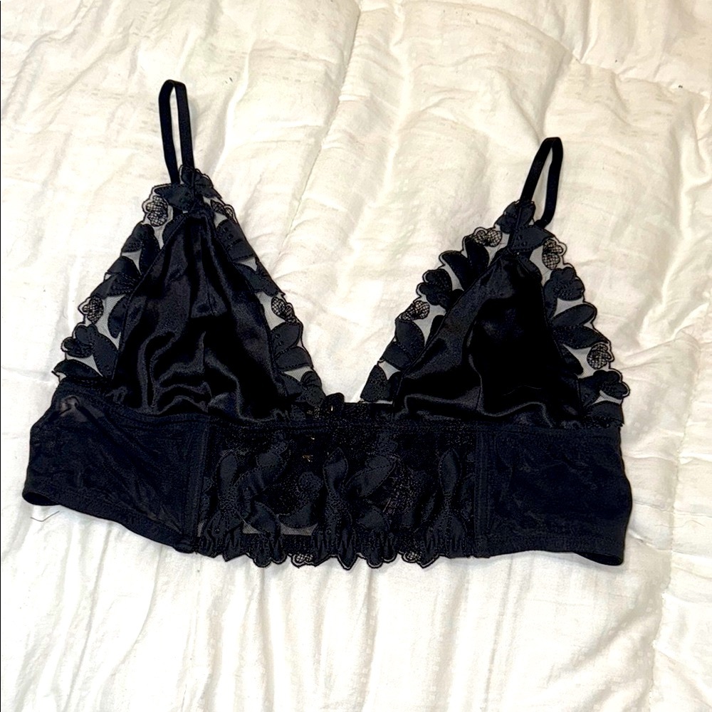 Gorgeous VS Black Lace Bralette